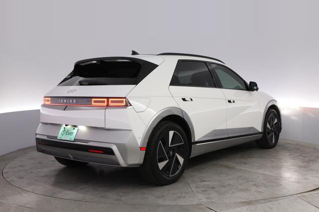 2026 Hyundai IONIQ 5 — photo 2 of 21