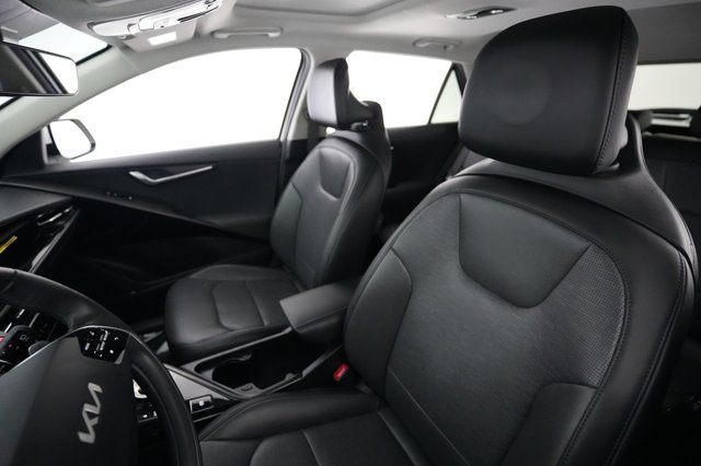 2024 Kia Niro EV — photo 3 of 22