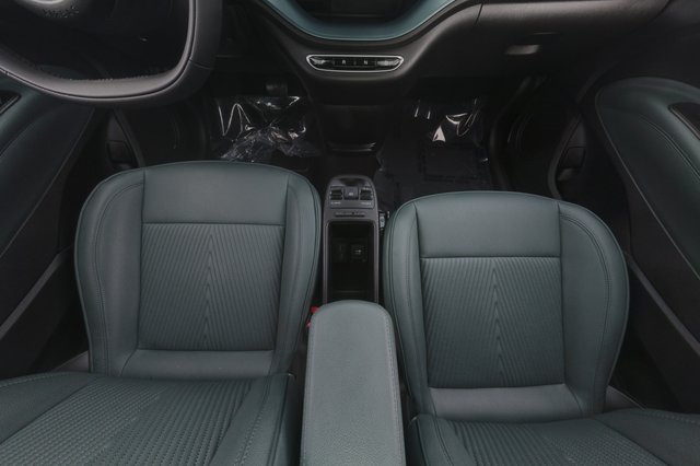 2025 Fiat 500e — photo 22 of 24