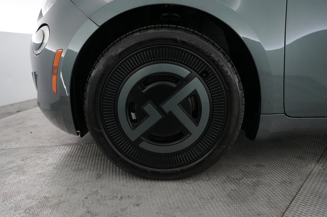 2025 Fiat 500e — photo 7 of 24