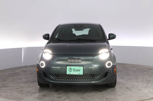 2025 Fiat 500e