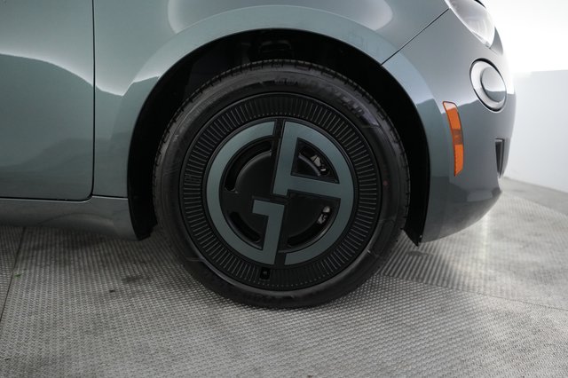 2025 Fiat 500e — photo 16 of 24