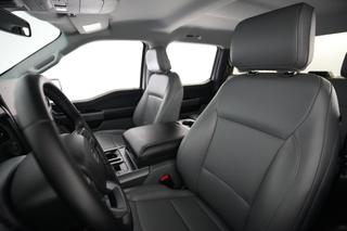 2025 Ford F-150 Lightning — photo 3 of 15
