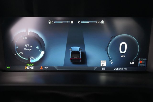 2025 Ford F-150 Lightning — photo 5 of 15