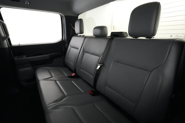 2025 Ford F-150 Lightning — photo 13 of 15