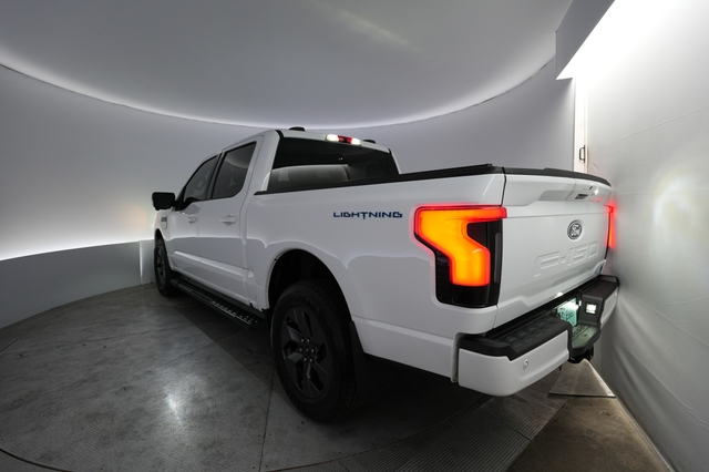 2025 Ford F-150 Lightning