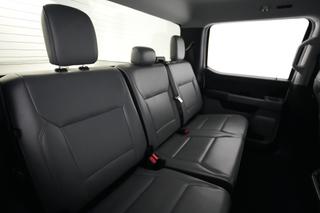 2025 Ford F-150 Lightning — photo 4 of 15