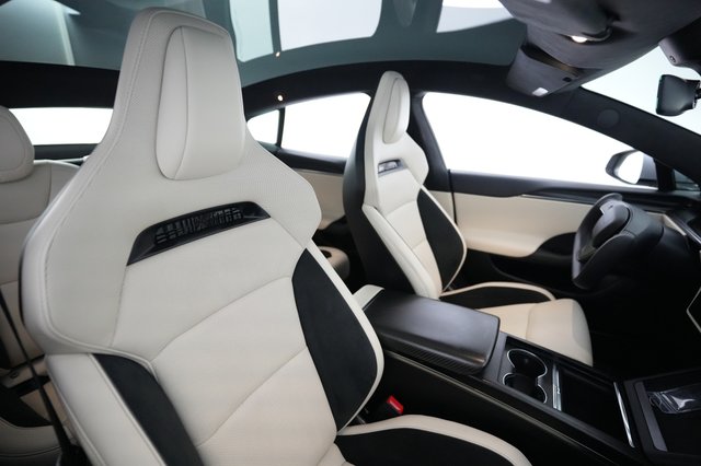 2026 Tesla Model S — photo 18 of 22