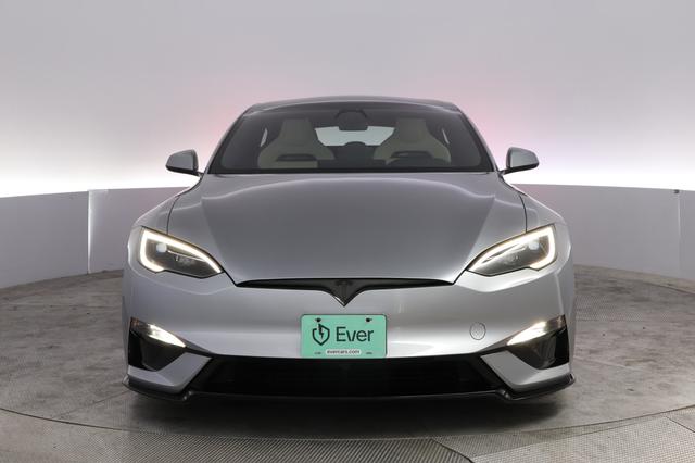 2026 Tesla Model S — photo 9 of 22