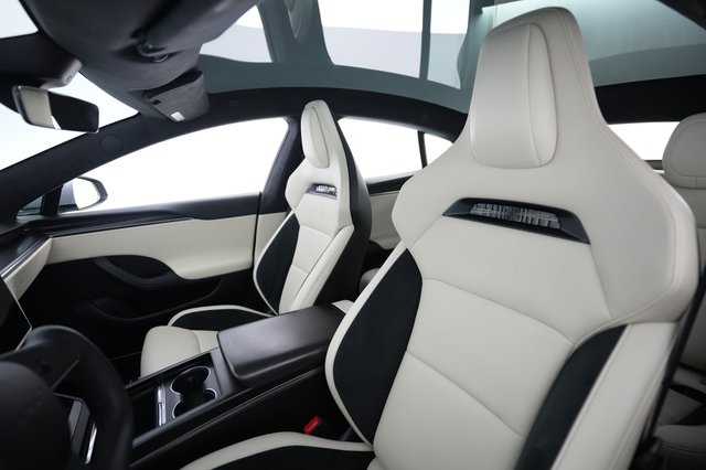 2026 Tesla Model S — photo 3 of 22