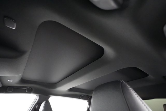2023 Toyota bZ4X — photo 23 of 37