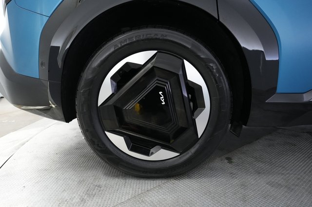2024 Kia EV9 — photo 17 of 24