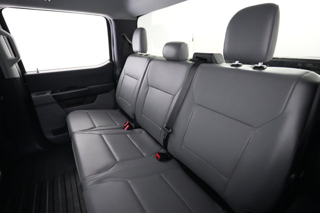2022 Ford F-150 Lightning — photo 13 of 15