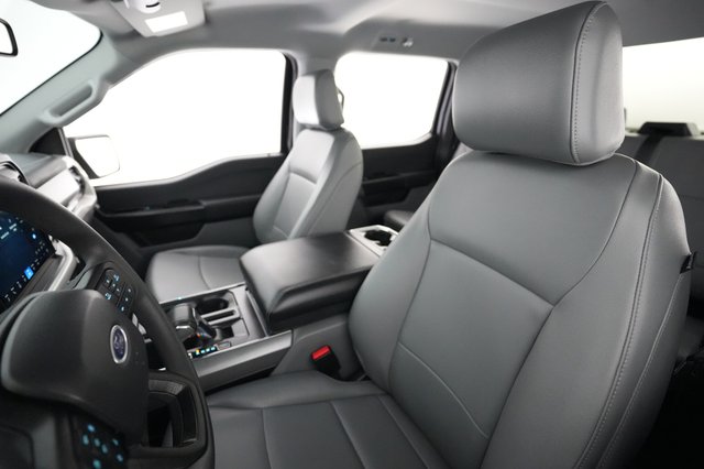 2022 Ford F-150 Lightning — photo 3 of 15