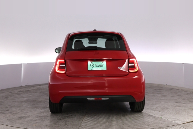 2024 Fiat 500e