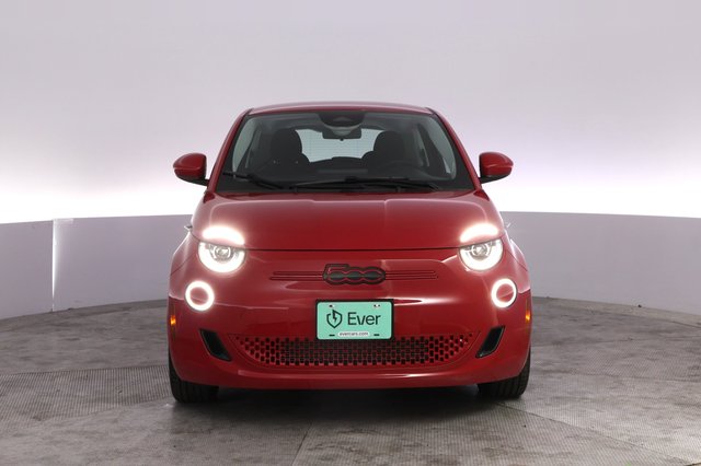 2024 Fiat 500e — photo 9 of 23