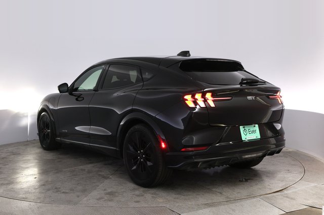 2025 Ford Mustang Mach-E — photo 13 of 24