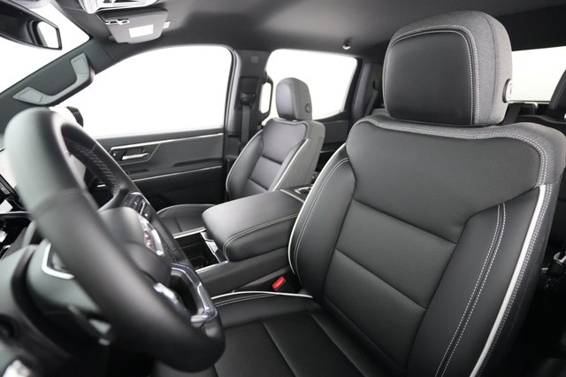 2026 GMC Sierra EV — photo 3 of 19