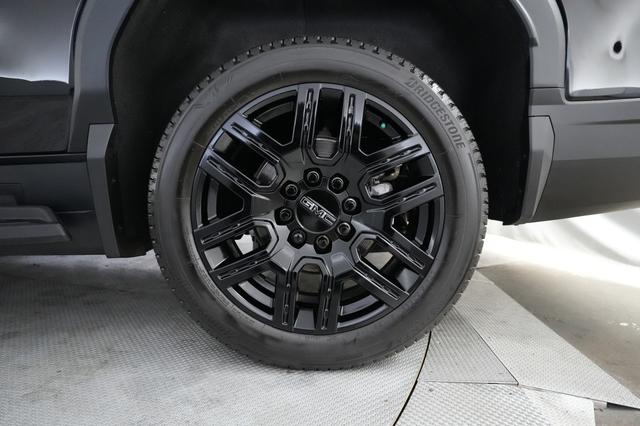 2026 GMC Sierra EV — photo 7 of 19