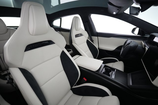 2026 Tesla Model S — photo 18 of 21