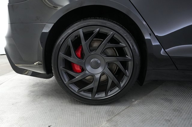 2026 Tesla Model S — photo 17 of 21