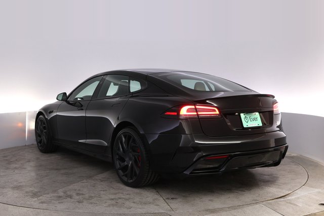 2026 Tesla Model S — photo 13 of 21