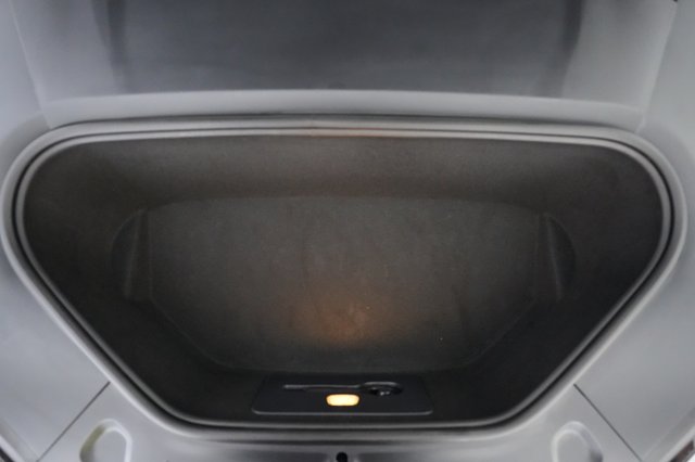 2026 Tesla Model S — photo 20 of 21