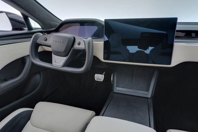 2026 Tesla Model S — photo 20 of 26