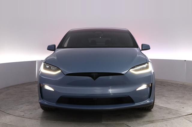 2026 Tesla Model X — photo 9 of 23