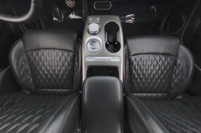 2023 Genesis GV60