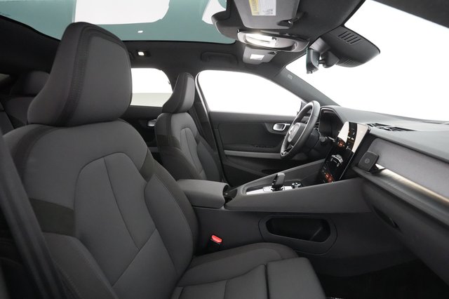 2021 Polestar 2 — photo 19 of 23