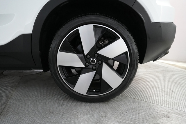 2023 Volvo C40 Recharge