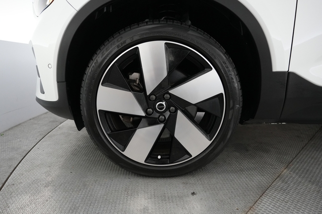 2023 Volvo C40 Recharge