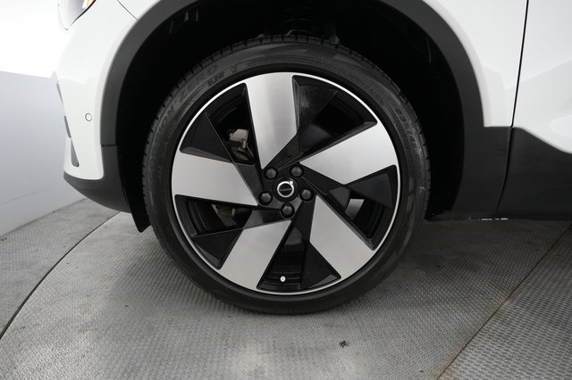2023 Volvo C40 Recharge — photo 15 of 21