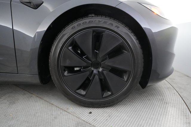 2024 Tesla Model 3 — photo 16 of 22