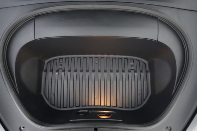 2024 Tesla Model 3 — photo 20 of 22