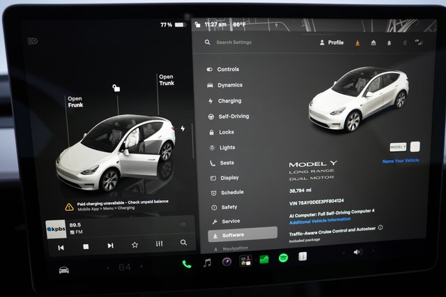 2023 Tesla Model Y — photo 5 of 24