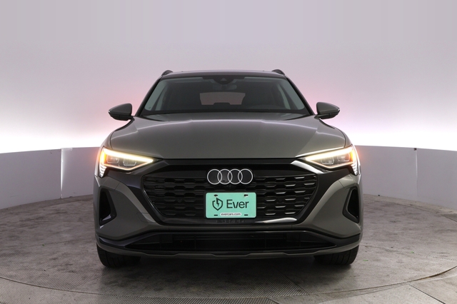 2024 Audi Q8 e-tron