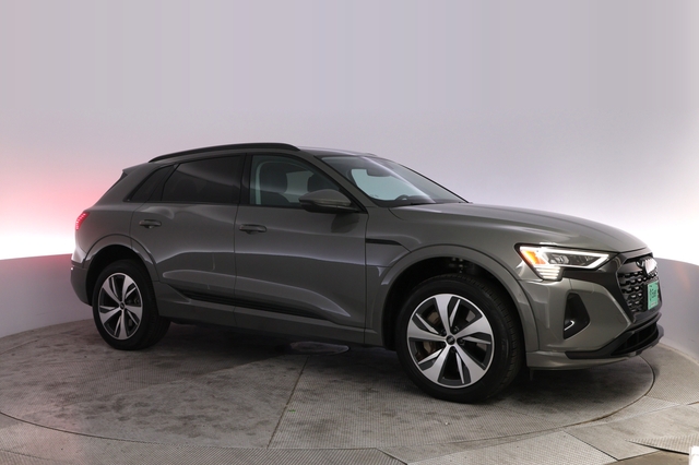 2024 Audi Q8 e-tron