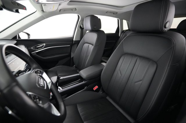 2024 Audi Q8 e-tron — photo 3 of 21