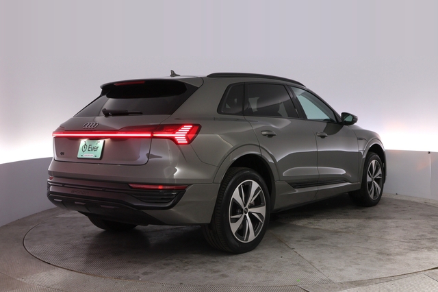 2024 Audi Q8 e-tron