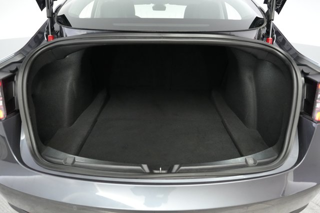 2018 Tesla Model 3 — photo 6 of 21