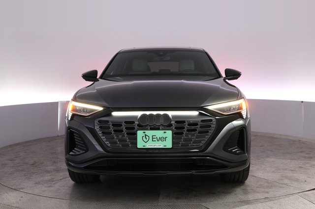 2024 Audi Q8 e-tron Sportback — photo 9 of 22