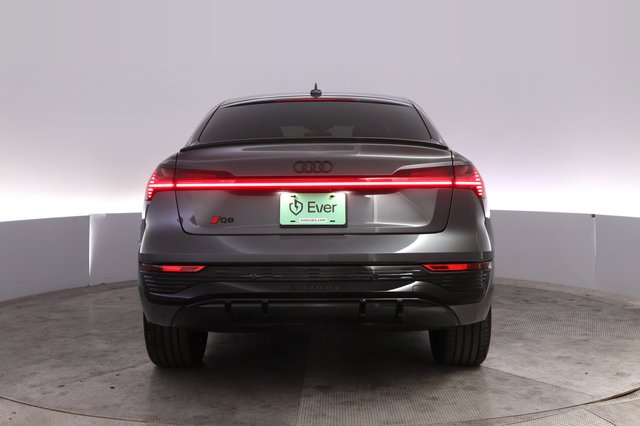 2024 Audi Q8 e-tron Sportback — photo 12 of 22