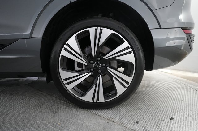2024 Audi Q8 e-tron Sportback — photo 7 of 22