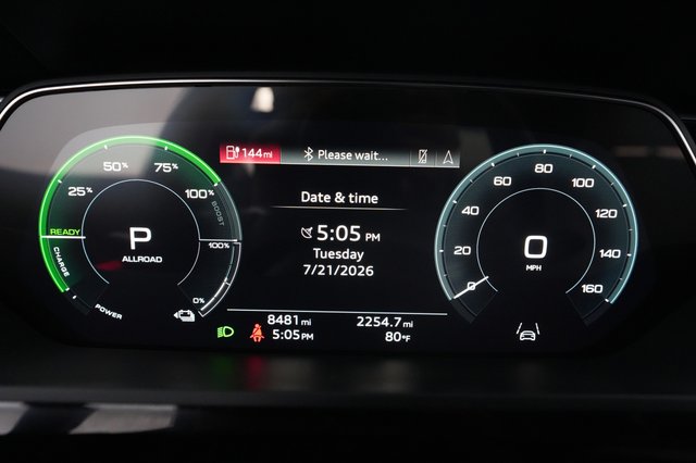 2024 Audi Q8 e-tron Sportback — photo 5 of 22