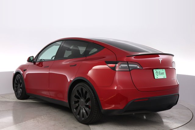 2023 Tesla Model Y — photo 13 of 21