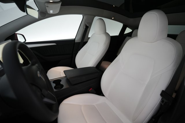 2023 Tesla Model Y — photo 3 of 21