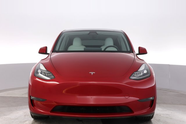 2023 Tesla Model Y — photo 9 of 21