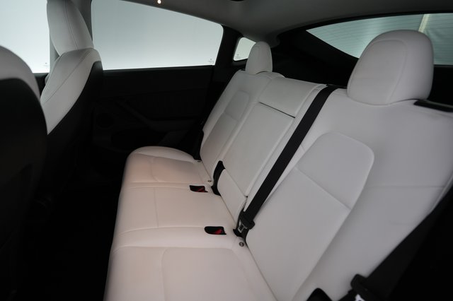 2023 Tesla Model Y — photo 19 of 21